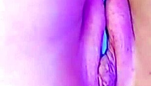 Sweet pussyfucking makes her horny