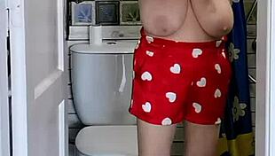 יום של צפייה בסבתא מריה בטואלט עם כיף ג'וי ערב