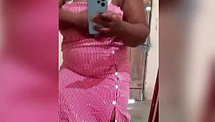 crente gordinha fogosa usa brinquedos