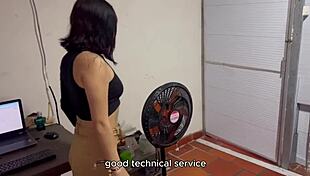 Leidy Fucks Technician For Computer Repair Pov