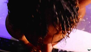 jacuzzi hot ffm ebony and khalessi 69 threesome 😍