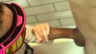 dickflash in bathroom with big cock and deepthroat 😏