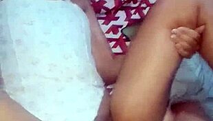 sexo real con mi vecina la lesbiana llega a mi casa y me folla bien rico pt1 😏