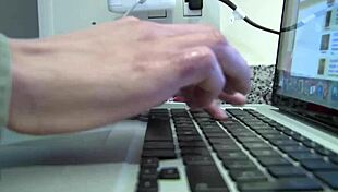 Colombian Teen Fucks Hardcore On Webcam