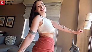 Dostum, bu güzel San Diego esmeri Orange County'ye sadece balonlarını sallamaya geldi!