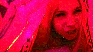 why did kenzie reeves get stuck and fuck her friend?