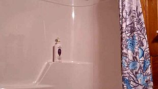 Watch me masturbate before showering