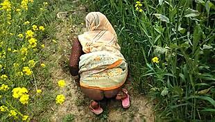 Indian Teen 18+ Fucking Outdoors In Public