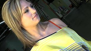 brooke bell riding cock in heels, sucking and fucking like a milf cougar.