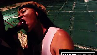 jayla foxx enjoys big cock at christmas tree lot