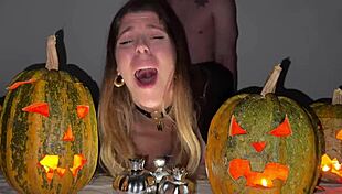 squirt fest on halloween night, hold off till the end