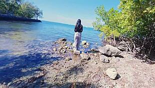 Outdoor hiking turns into blowjob fun with asian girlfriend 😘