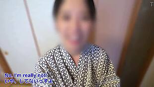 【痴女な先輩とセックス展開】「シコシコシコ」皆んなが居ない間に、美人すぎる先輩とセックス