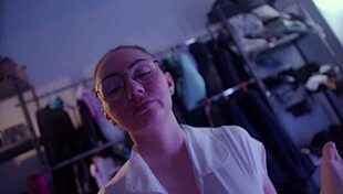 Wife Pegs Male To Cumshot