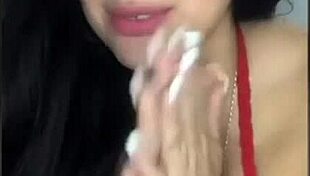 Want to see this latina dance for you?