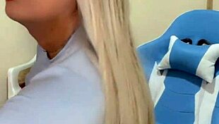 i love watching the rich transsexual with small tits jerking off