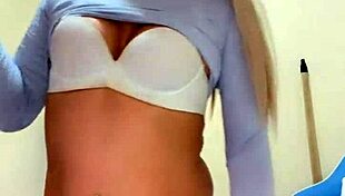 i love watching the rich transsexual with small tits jerking off