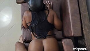 colombian ebony goddess performing on webcam show