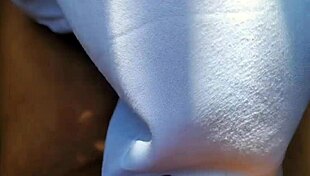 Indo Viral Video Stirs Deep Feelings as Maid and Boss Hook Up Behind House