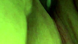 i watch closeup bbw squirting on toy, oh wow!