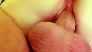 Assisti Minha Noiva Novinha Dar A Buceta Pro Meu Amigo E Ele Acabou Gozando Dentro