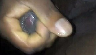 Lene Deu A Buceta Na Praça Para Estranhos E Deixou Gozar Dentro