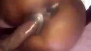 Compartí a mi esposa con mi amigo mientras grabo