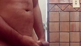 soloboy masturbacao 45 in the bathroom