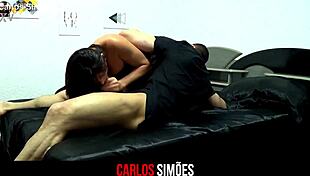 Novinha Gostosa Takes Anal Delicioso with Dotado!