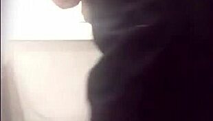 Spying on the Argentine teacher during the study trip in Mexico