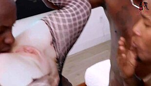 In this anal royal slut fest, everyone gets involved