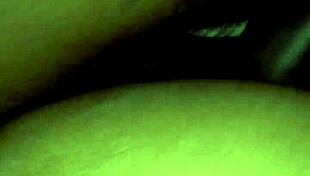 she has a big ass booty that bounces