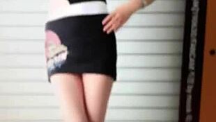 Korean Race Queen Teases With Huge Cumshot Load