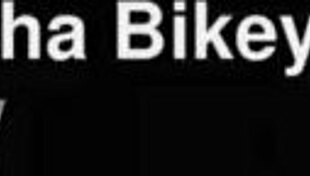 4k vorarephilia vore woman tongue domination.