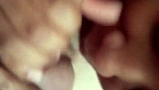 that ebony milf has a good neck for sucking cock 😜