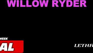 tiny brunette gets big ass pounded doggystyle 😍