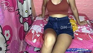 wow, stolen video of naked asian girlfriend masturbating!