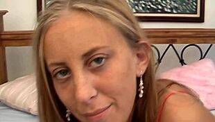 Young 18+ Girl Gives Blowjob