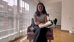 a mi exnovia se le quedo el cargador y terminamos follando como lesbianas putas 😈