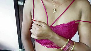 Desi Young Couple Oral and Doggystyle Fucking