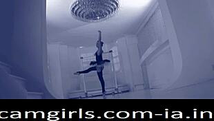 hot mature milf get fucked and pussy squirt