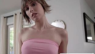 Nympho niece daphne convinces uncle he can help fuck out stuck object from her pussy?