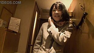 Makiko Nakane Enjoys Fun With Guy