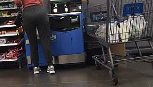 is that a nice ass in spandex, milf?