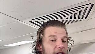 horny beauties diving muff at aquapark 😍