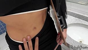 i sucked the hot latina real estate agent while she showed the apartment