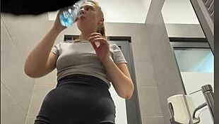 First time fucking in the public toilet 😍