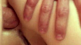 Angelica Heaven dice, Fóllame el coño depilado duro en perrito