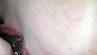 me la chupa y le digo que pare antes de que acabe