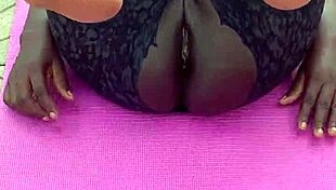 Ebony Milf Spreads Pussy During Early Morning Workout